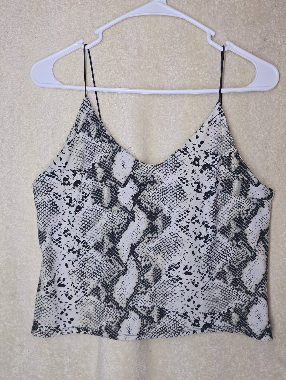 Vibe Sportwear Size M Tank Shell Snake Lizard Cami Strap Black White